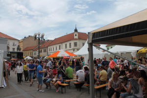 Väčšina návštevníkov Slávností ochutnala chřestové špeciality v gastro zóne.