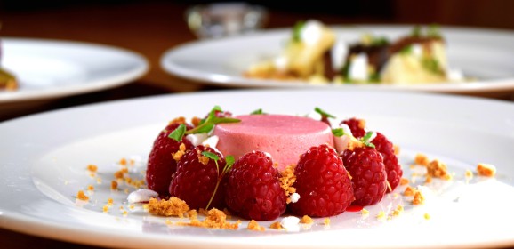 Foie gras, čokoláda, kachna i prosecco: Co se v Brně servíruje na Valentýna